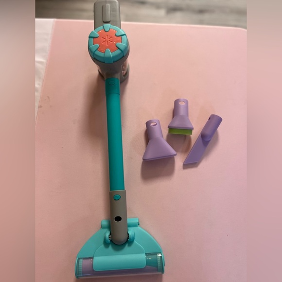 spark Other - Spark Create Imagine Vacuum Play Set.